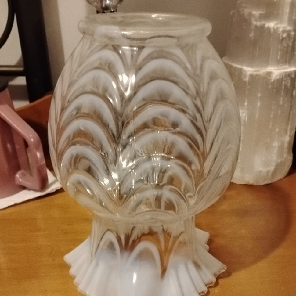 Elegant Swirled Glass Pitcher - Picture 8 of 14